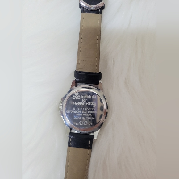 Rare tokidoki Unicorno Hello Kitty Black Pleather Rhinestone Watch - Picture 8 of 8